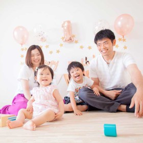 1歳お誕生日 バースデーフォト お餅踏み