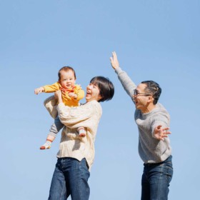 1歳お誕生日 バースデーフォト お餅踏み